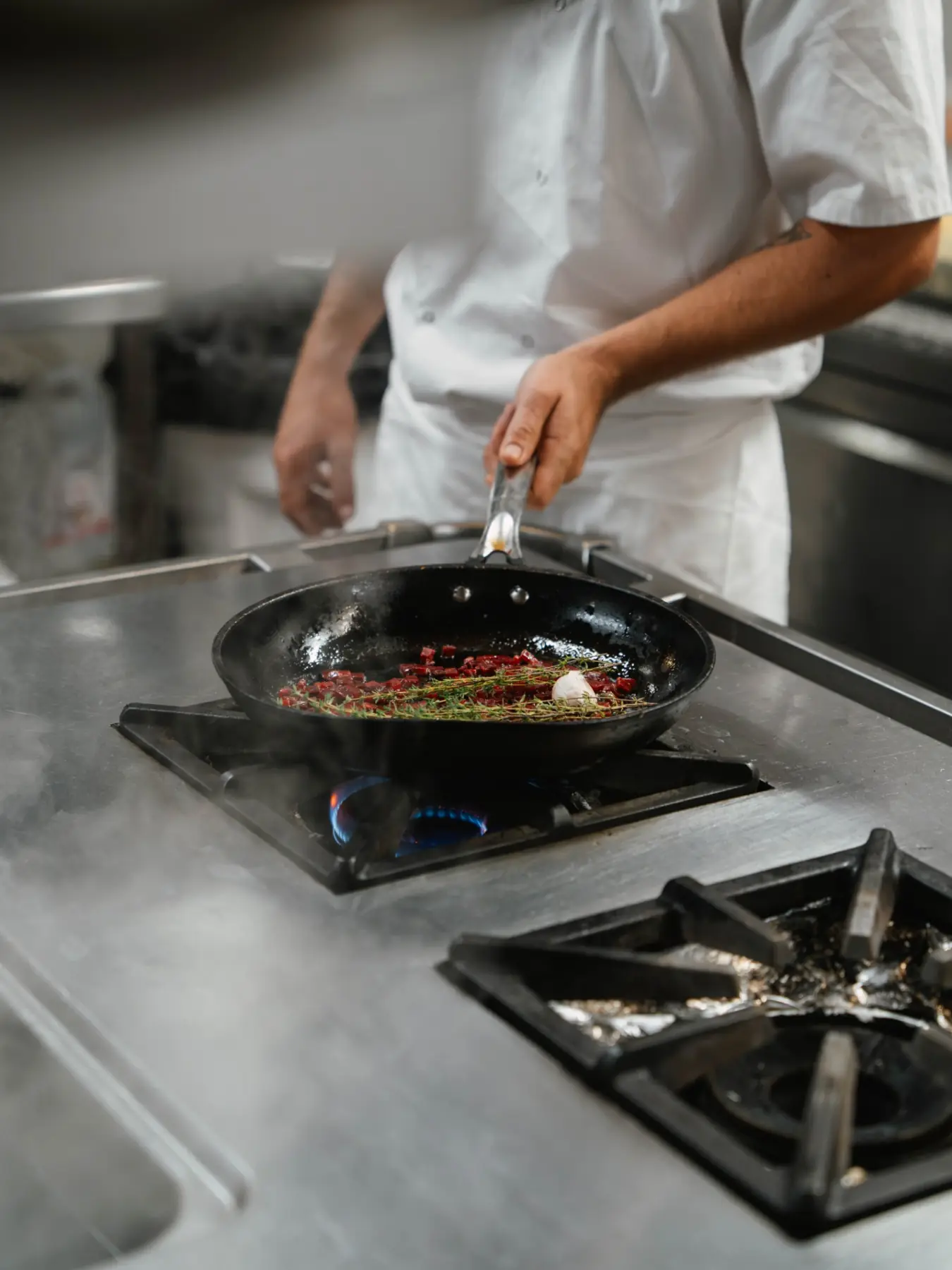 Aux fourneaux, en cuisine à La Grotte